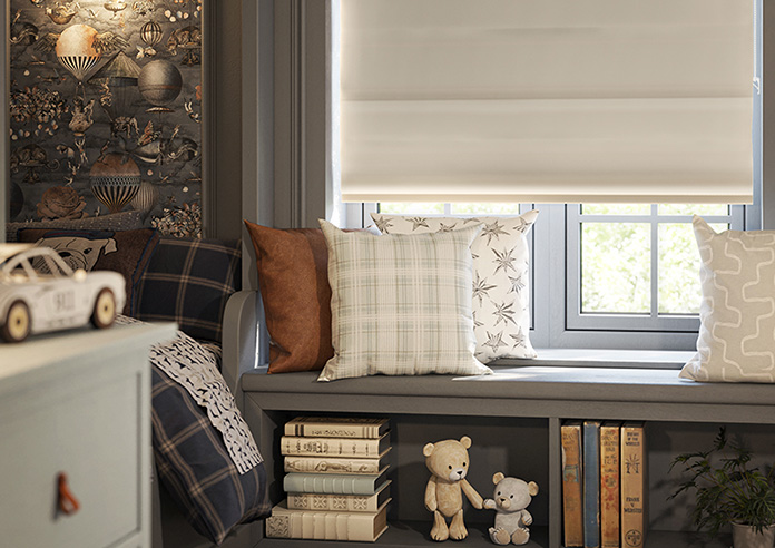 Kyoto Faux Silk, Oyster - Roman Blind - Image 5